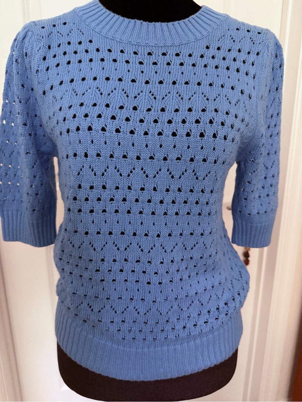 NWT &Isla Aurelie Pointelle Tee in Bluebell, size Small.